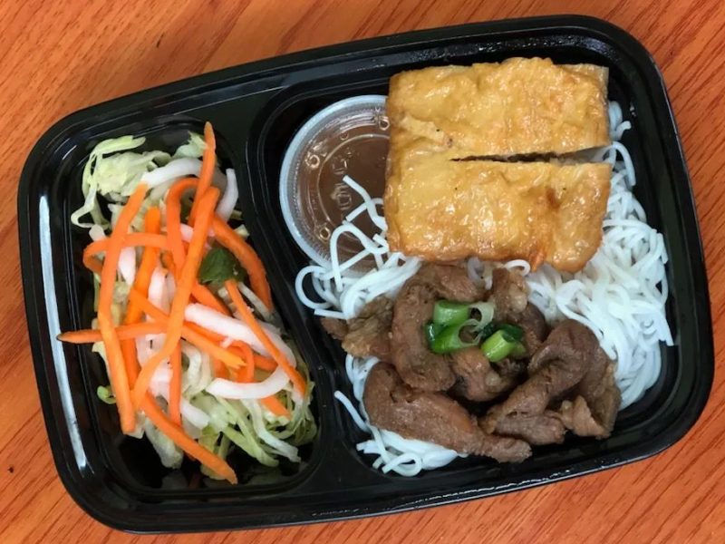 Menu vietnamese hot meals q7hvqb8ftbpum59cztdv236mq0lkrdjm8qym58qpgw (1)